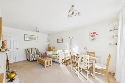 2 bedroom bungalow for sale, Hivings Park, Chesham, Buckinghamshire, HP5