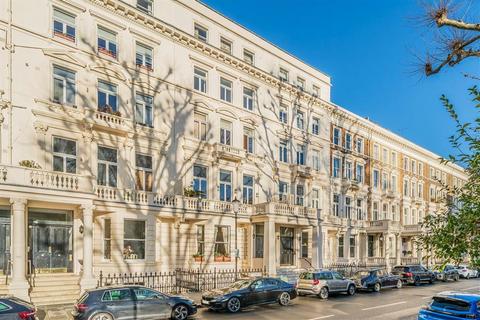 2 bedroom flat for sale, Earl's Court Square, London SW5