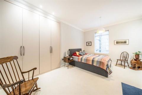 2 bedroom flat for sale, Earl's Court Square, London SW5