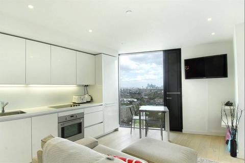 undefined, Walworth Road, Elephant and Castle, London, SE1