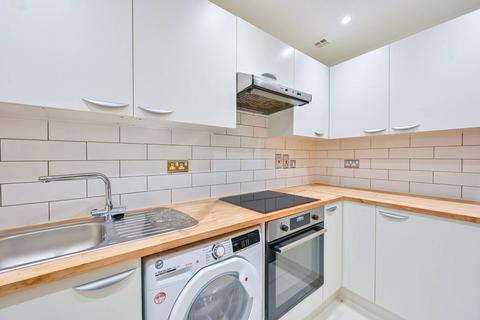 2 bedroom flat to rent, Wards Wharf, Silvertown, London, E16