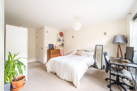 4 bedroom flat to rent, Kay Street, Shoreditch, London, E2