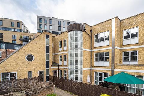 4 bedroom flat to rent, Kay Street, Shoreditch, London, E2