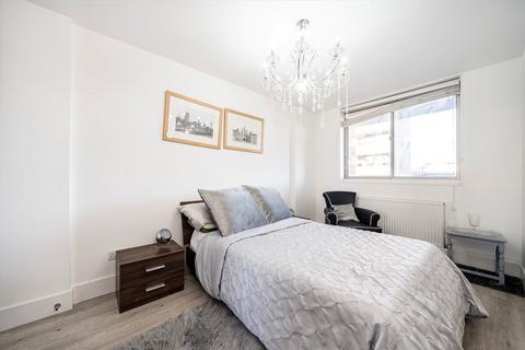 2 bedroom flat to rent, Hatton Garden, London EC1N