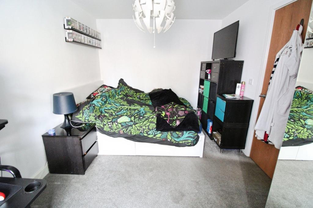 Snug / Bedroom Five