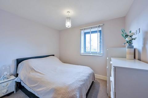 undefined, Kingston Hill, Kingston, Kingston upon Thames, KT2