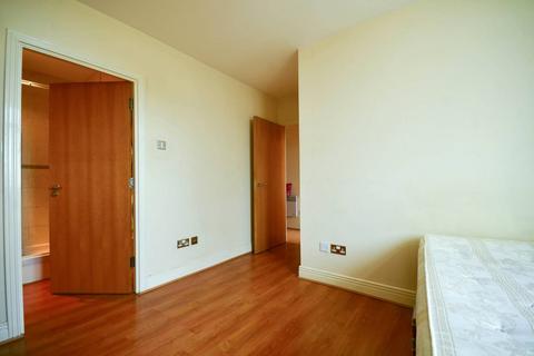 2 bedroom flat for sale, Gerry Raffles Square, Stratford, London, E15