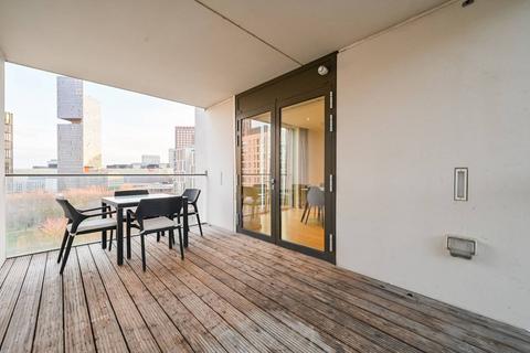 3 bedroom flat to rent, Applegate House, Victory Plaza, Stratford, London, E20