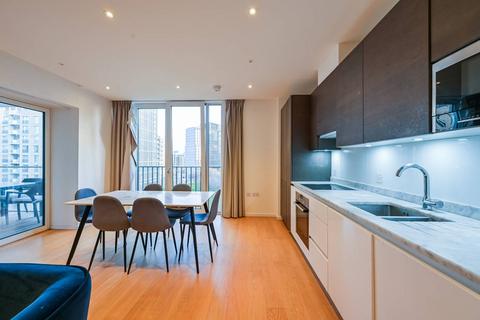3 bedroom flat to rent, Applegate House, Victory Plaza, Stratford, London, E20