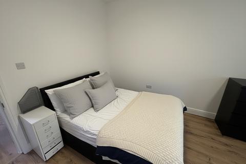6 bedroom house to rent, Clifford Street, Radford NG7