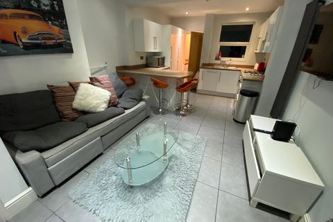 5 bedroom house to rent, Mettham Street, Lenton NG7