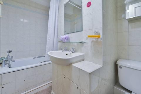 undefined, Sloane Avenue, Chelsea, London, SW3