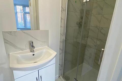 undefined, Queens Road, Beeston NG9