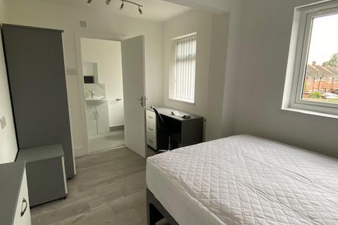 undefined, Queens Road, Beeston NG9