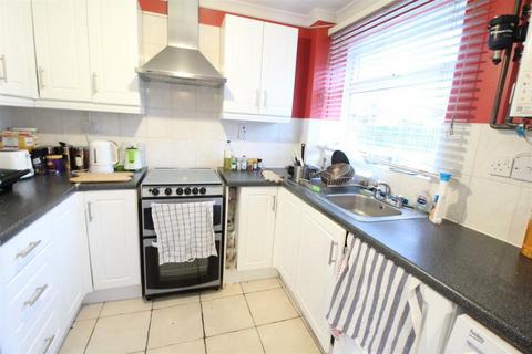 2 bedroom house to rent, Medway Street, Lenton NG8