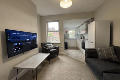 undefined, Wollaton Road, Beeston NG9