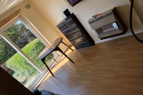 undefined, Rolleston Drive, Lenton NG7