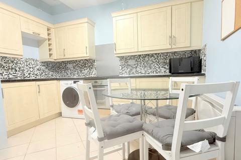 4 bedroom house to rent, Alfreton Road, Radford NG7
