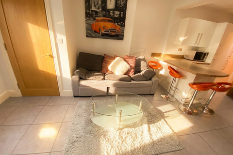 5 bedroom house to rent, Mettham Street - 5 Bed Ex Bills, Lenton NG7