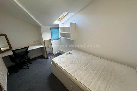 6 bedroom house to rent, Frederick Grove, Lenton NG7