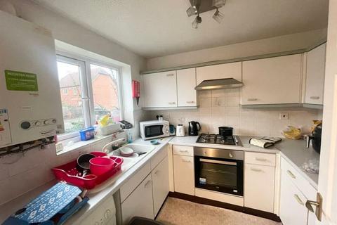 3 bedroom house to rent, Wicket Grove, Lenton NG7