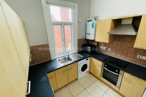 6 bedroom flat to rent, b Derby Road, Lenton NG7