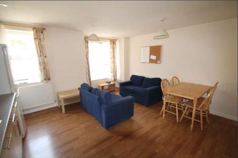 4 bedroom house to rent, Chapel Court, Lenton NG7