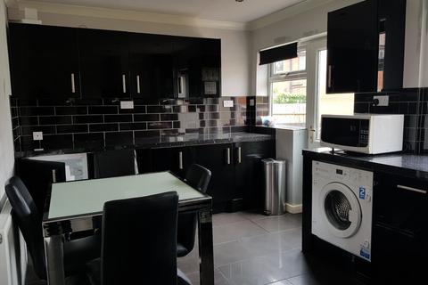 2 bedroom house to rent, Abbey Bridge, Lenton NG7