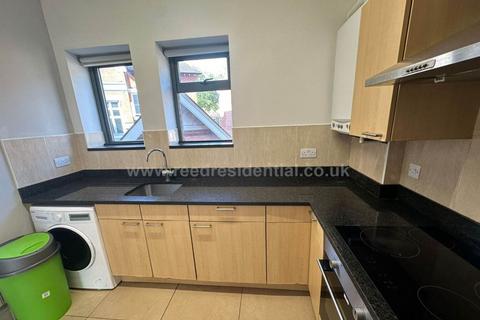 undefined, Lenton NG7