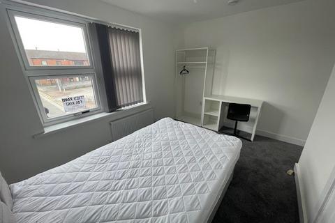 undefined, City Road, Beeston NG9