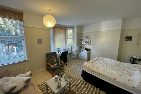 6 bedroom house to rent, Sherwin Road, Lenton NG7