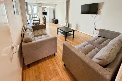 6 bedroom house to rent, Frederick Grove, Lenton NG7