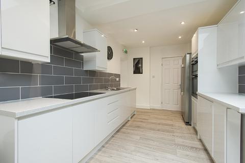 6 bedroom house to rent, Cottesmore Road - 6 Bed Ex Bills, Lenton NG7