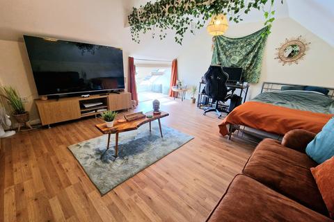 1 bedroom semi-detached house to rent, Dogsthorpe Road, Peterborough, PE1