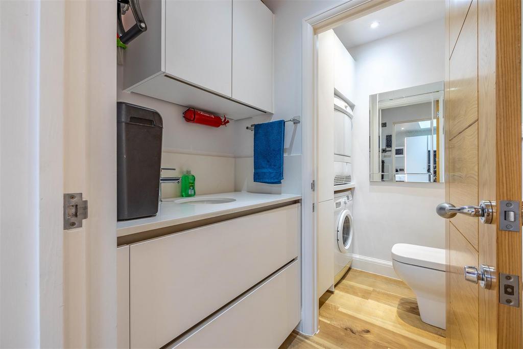 Utility Room / W/C