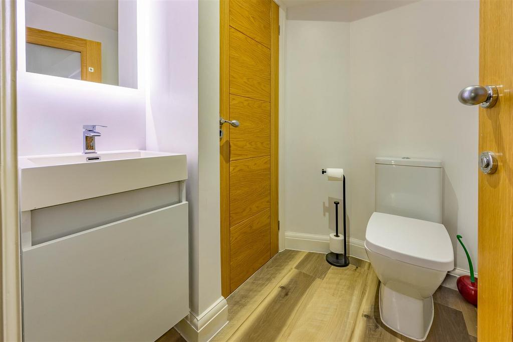 W/C Ground Floor