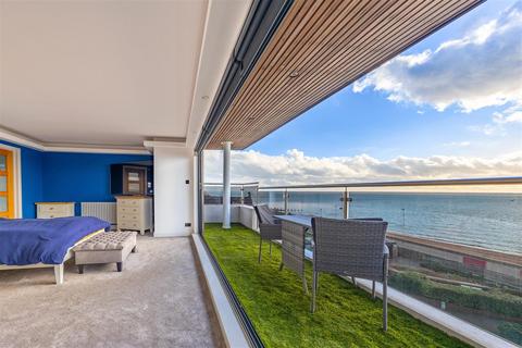 4 bedroom terraced house for sale, CHALKWELL ESPLANADE, Chalkwell