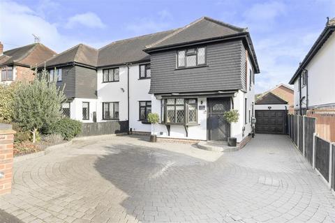 Grange Crescent, Chigwell