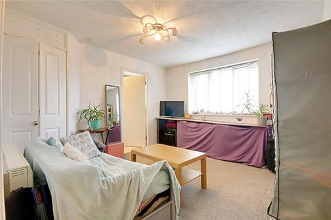 Studio for sale, Tramway Avenue, London, N9