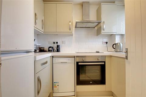 Studio for sale, Tramway Avenue, London, N9