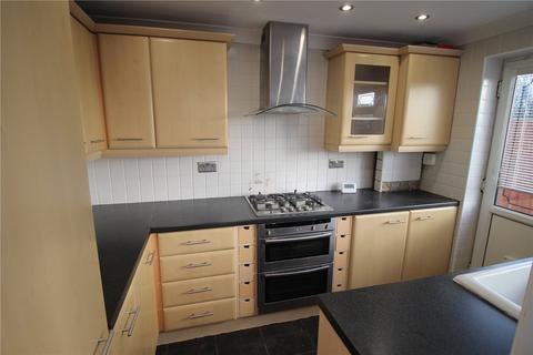 3 bedroom semi-detached house to rent, Blackmore Walk, Rayleigh, Essex, SS6