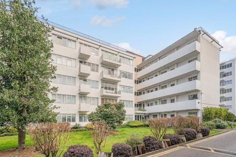 Pullman Court, Streatham Hill, London, SW2