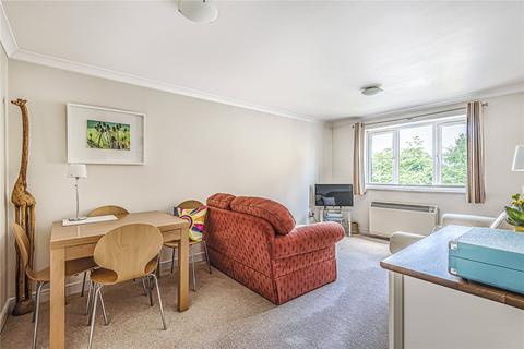 2 bedroom apartment for sale, Clarence Close, Barnet, EN4