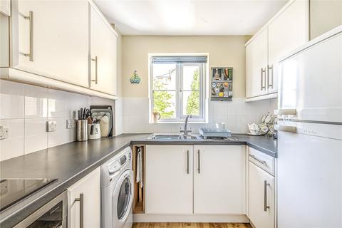 2 bedroom apartment for sale, Clarence Close, Barnet, EN4