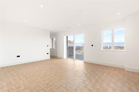 Studio to rent, Monarch Square, London, SW11