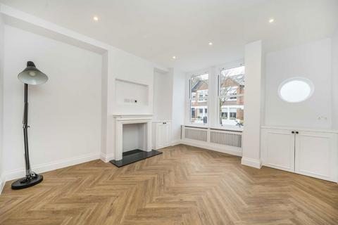 4 bedroom semi-detached house for sale, Bassingham Road, London SW18