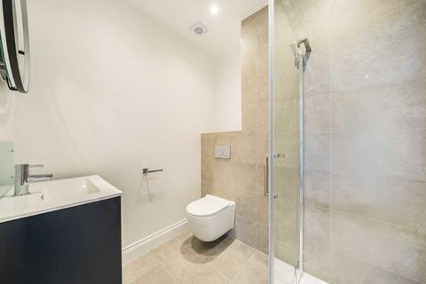 4 bedroom semi-detached house for sale, Bassingham Road, London SW18