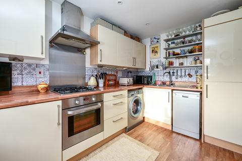 4 bedroom terraced house for sale, Lion Road, Farnborough, GU14
