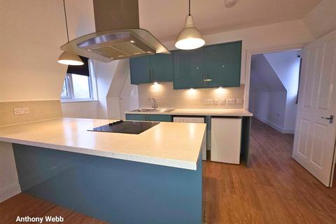 2 bedroom flat to rent, Logan Road, Edmonton, N9