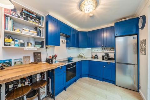 3 bedroom flat for sale, Cambridge Park, Twickenham TW1